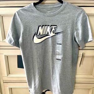 Boy’s Large Nike T-shirt